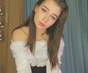 janeskape is a 18 year old female webcam sex model.