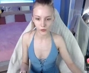 lesyahayes is a 18 year old female webcam sex model.