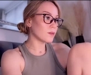 Free live sex webcam chat with  yrs old female, ,  ,  - myassistant