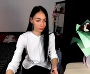 anaxsin is a 32 year old female webcam sex model.