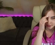jennyyluv is a 21 year old female webcam sex model.