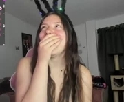 katty_snoww is a 20 year old female webcam sex model.