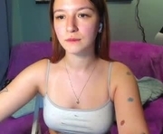 yxoli_bella is a 20 year old female webcam sex model.