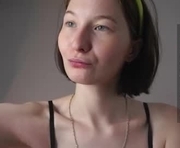 kisskiss_mourmeow is a 18 year old female webcam sex model.