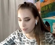 nadinenovosel is a 18 year old female webcam sex model.