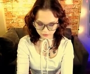 aprilfarrow is a 18 year old female webcam sex model.