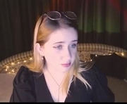 lavender_tender is a 21 year old female webcam sex model.