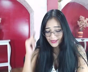 madelain_egan is a 18 year old female webcam sex model.