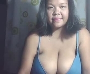 pinay_yummy28 is a  year old female webcam sex model.