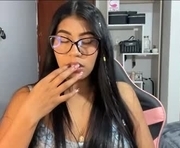 queenstrawberry20 is a  year old female webcam sex model.