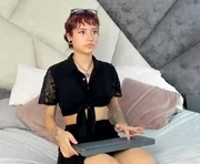velika_ is a 18 year old female webcam sex model.