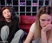 its_my_life__ is a 18 year old couple webcam sex model.