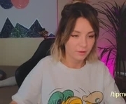 elise_bryk is a 25 year old female webcam sex model.