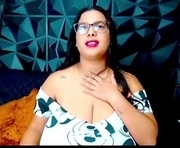 nathaliaa42k is a 22 year old female webcam sex model.