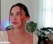 grettabenett_ is a  year old female webcam sex model.