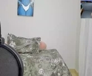 arontroy_wi is a 21 year old shemale webcam sex model.