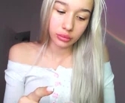 cuteshawty420 is a 22 year old female webcam sex model.