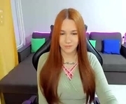 kyliechapman is a 19 year old female webcam sex model.