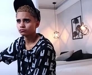 liiamthompson is a 26 year old shemale webcam sex model.