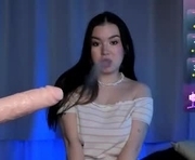 haileyreed is a 19 year old female webcam sex model.