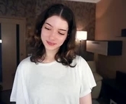 mayellers is a 18 year old female webcam sex model.