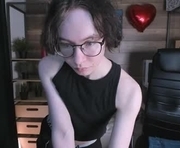 yun_for_u is a  year old shemale webcam sex model.