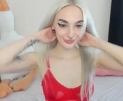 succubantra is a 19 year old female webcam sex model.