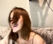 cristinevaissiere is a 18 year old female webcam sex model.
