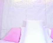 lauracarther is a 24 year old female webcam sex model.