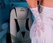 steaflers_mom is a 45 year old female webcam sex model.
