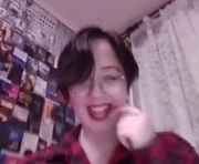 vanessashadow is a  year old female webcam sex model.