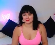 bella_hillss is a 36 year old female webcam sex model.
