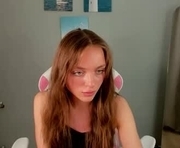 sasha_hardy is a 20 year old female webcam sex model.