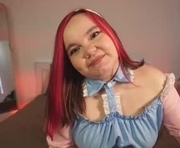 rose_luvv is a 19 year old female webcam sex model.
