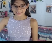 carolayn12 is a  year old female webcam sex model.