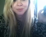 meow________ is a 20 year old female webcam sex model.