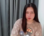 f3ckdollucy is a  year old female webcam sex model.