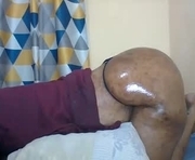 juicy_bigass is a 38 year old female webcam sex model.