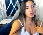 lia_14_ is a 20 year old female webcam sex model.