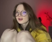 mollytucker is a 26 year old female webcam sex model.
