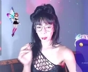 beautygreisy is a 35 year old female webcam sex model.