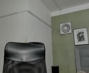marcelo_dosantos77 is a 18 year old male webcam sex model.
