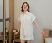 tatehaith is a  year old female webcam sex model.