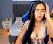 alessia_leroy is a 20 year old female webcam sex model.