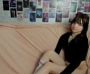 animealica is a 19 year old female webcam sex model.