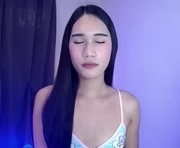 leighs_celine is a 18 year old shemale webcam sex model.