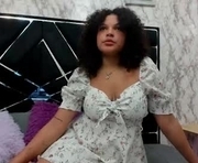 obedient_lulu is a 21 year old female webcam sex model.
