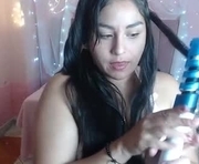chloe_smith5 is a  year old female webcam sex model.