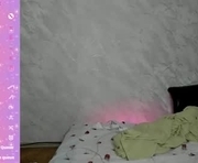 alice_allens is a 19 year old female webcam sex model.