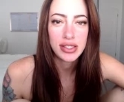 lunagrey30 is a 29 year old couple webcam sex model.